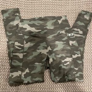 PINK Ultimate Leggings